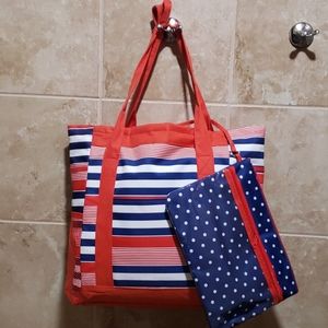 Beach Tote with Blanket & attachable wet/dry bag